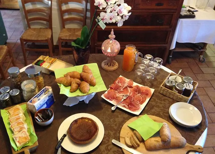 مزرعة للإقامة Podere San Giuliano *